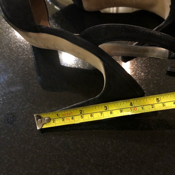 Shoes - Picture 5 of 6